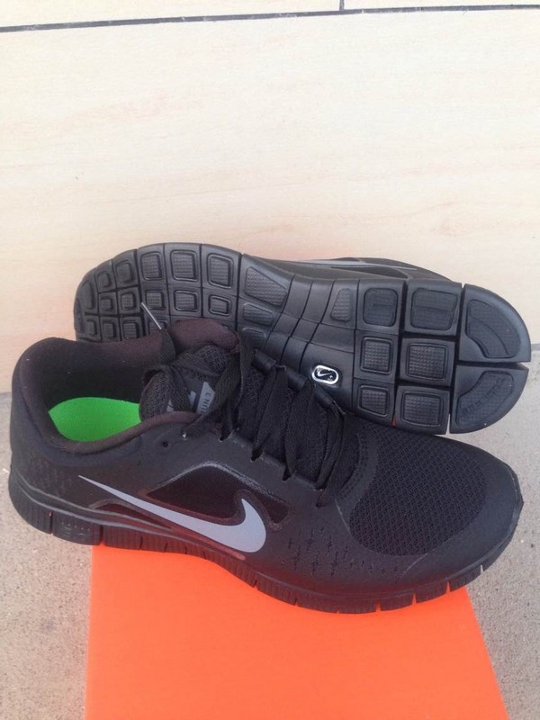 Trendy Nike Free Run 5.0 2 Black Grey