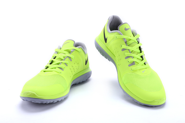 Nike FS Lite Run Fluorscent Green