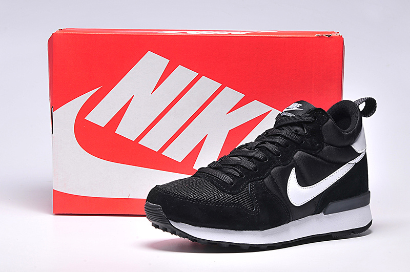 Nike 2015 Archive Black Shoes - Click Image to Close