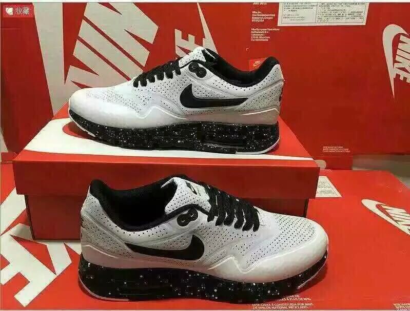 Limited Nike Air Max 1 Ultra Moire White Black Shoes