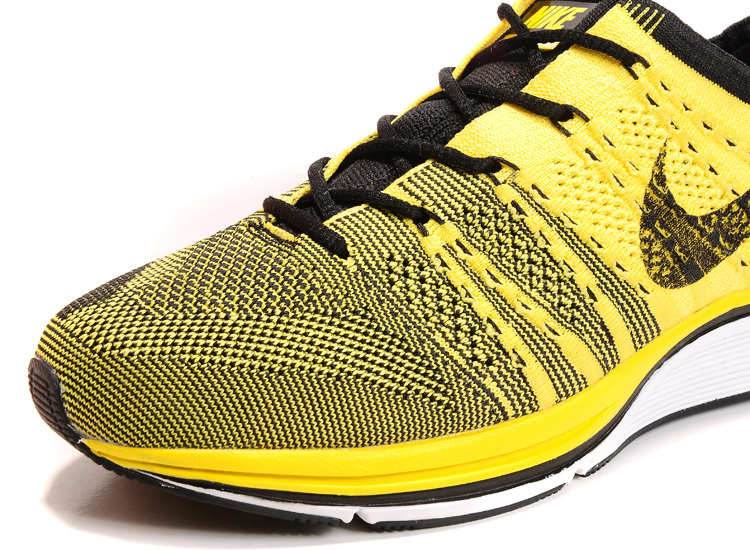 Nike Flyknit Trainer Yellow Black Shoes - Click Image to Close